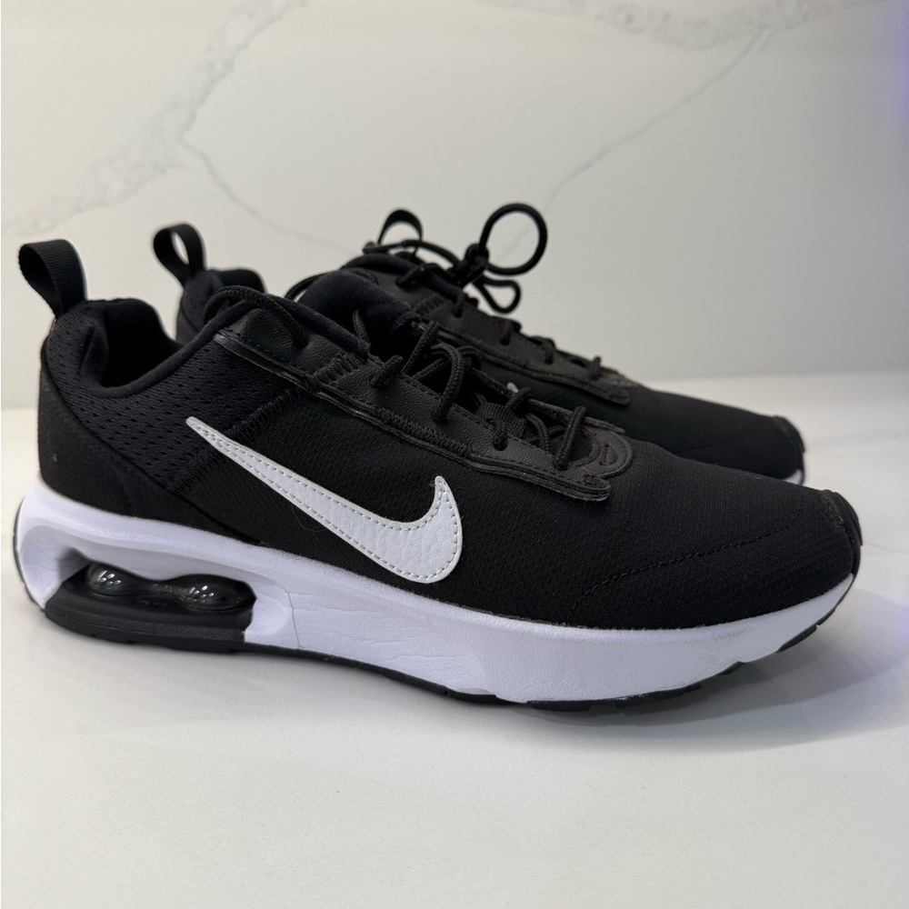Nike Air Max INTRLK Lite Trainers